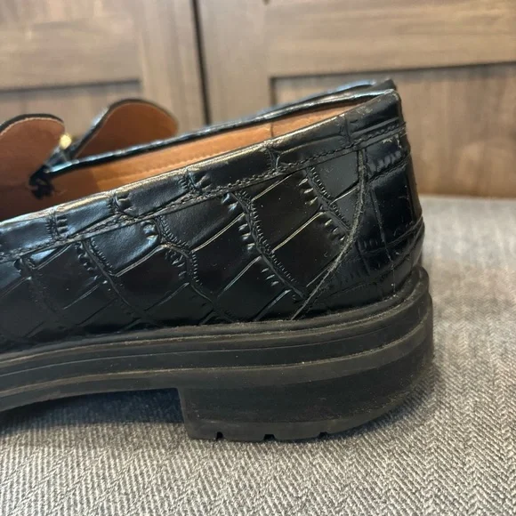 Madewell Black Loafers with Gold Buckle - Picture 4 of 12